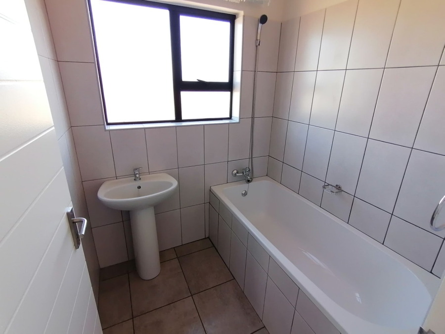 3 Bedroom Property for Sale in Heidedal Free State